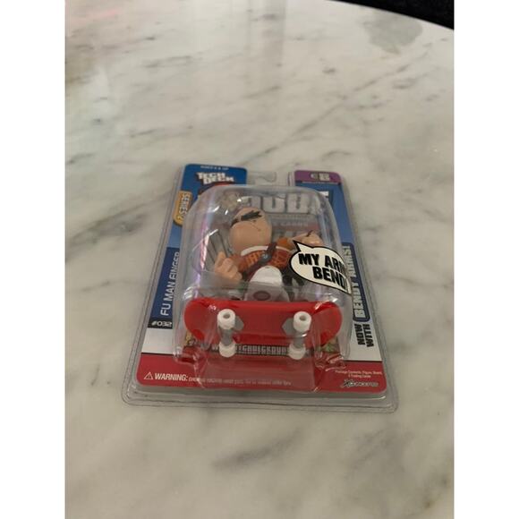 NIP Fu Man Finger Tech Deck Dude - Picture 3 of 6